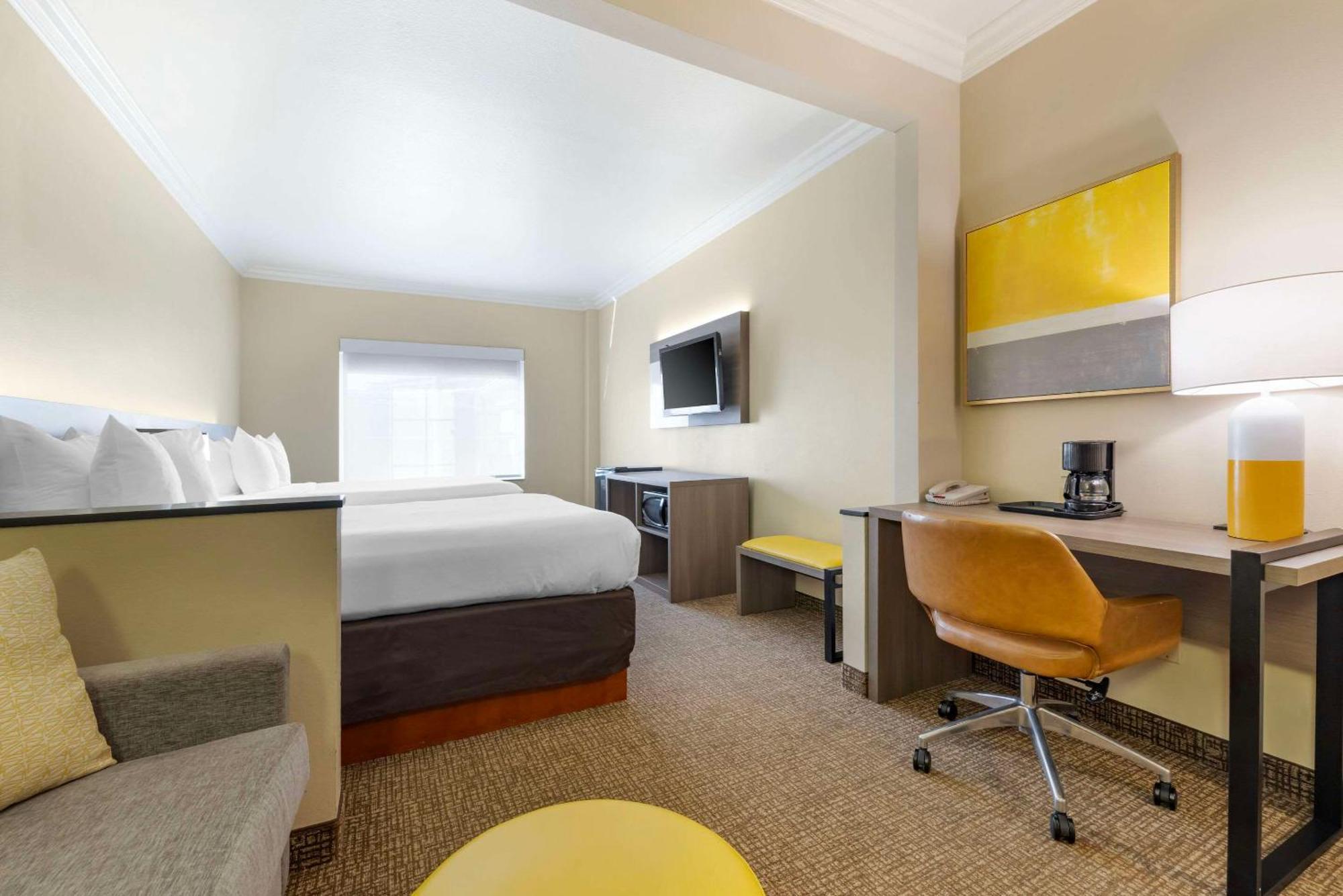 Hotel Comfort Camp Pendleton Area