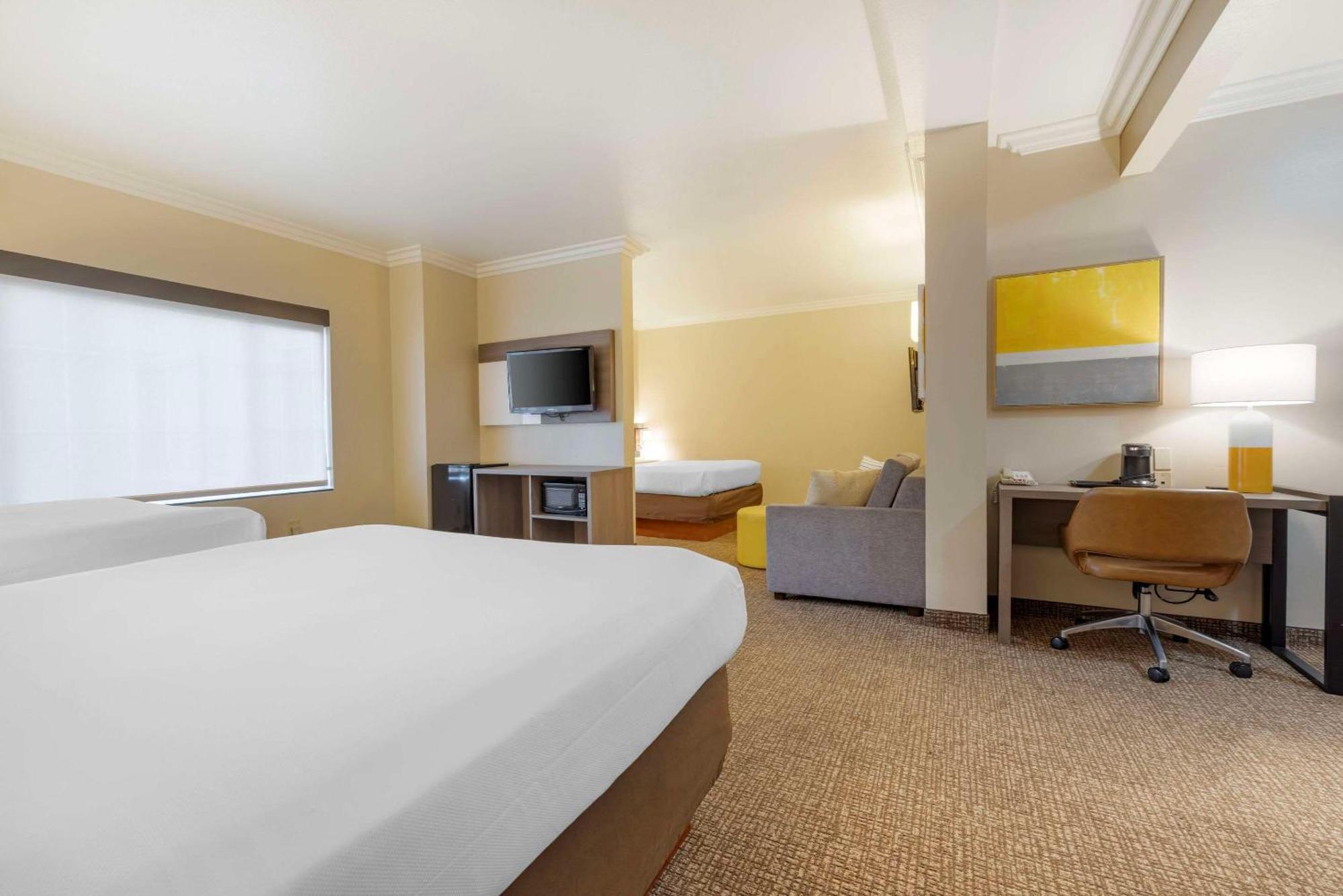 Hotel Comfort Camp Pendleton Area 3*