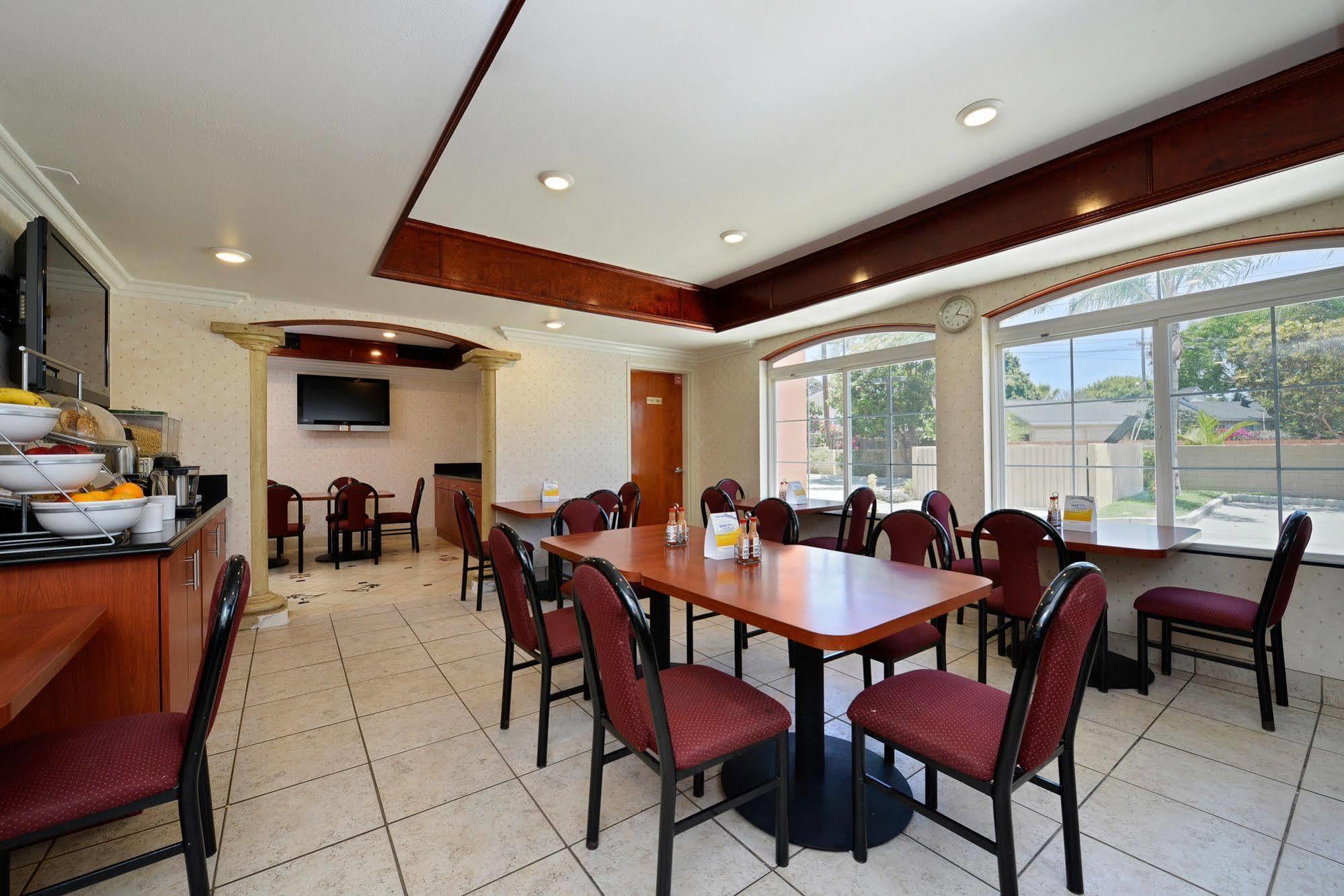 Hotel Comfort Camp Pendleton Area 3*
