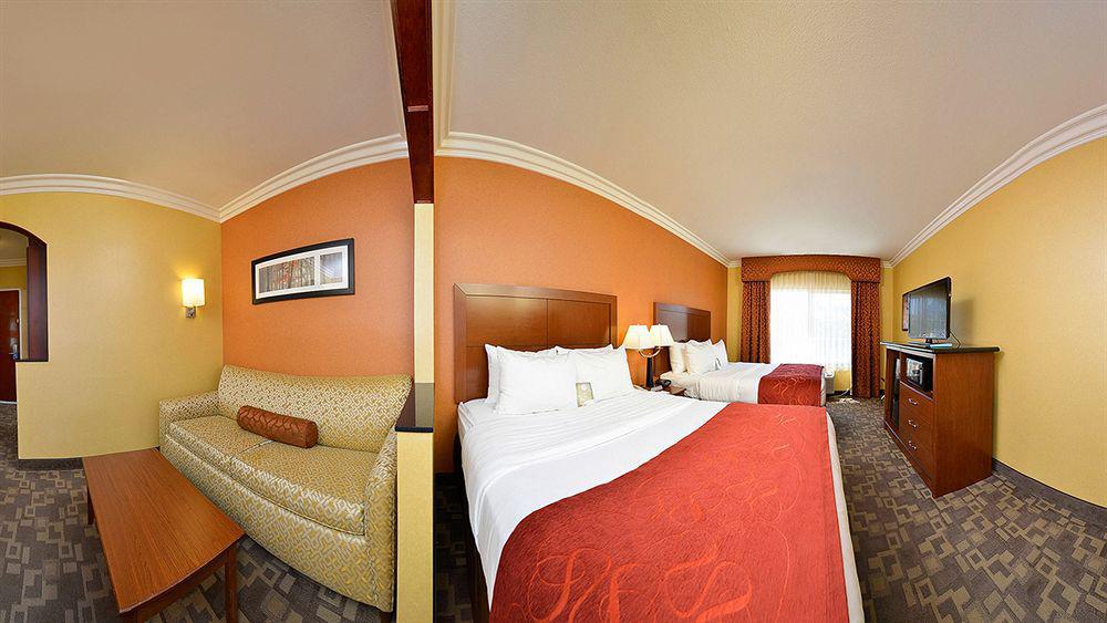 Hotel Comfort Camp Pendleton Area 3*